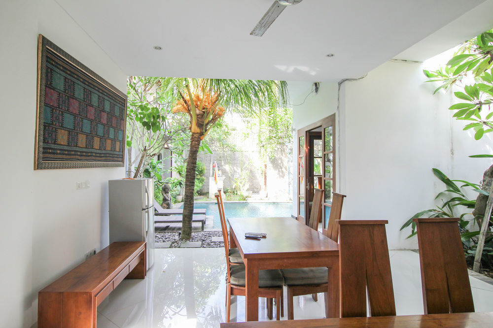 Bali Life Villas ซานูร์ ภายนอก รูปภาพ