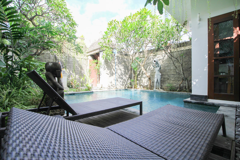 Bali Life Villas ซานูร์ ภายนอก รูปภาพ