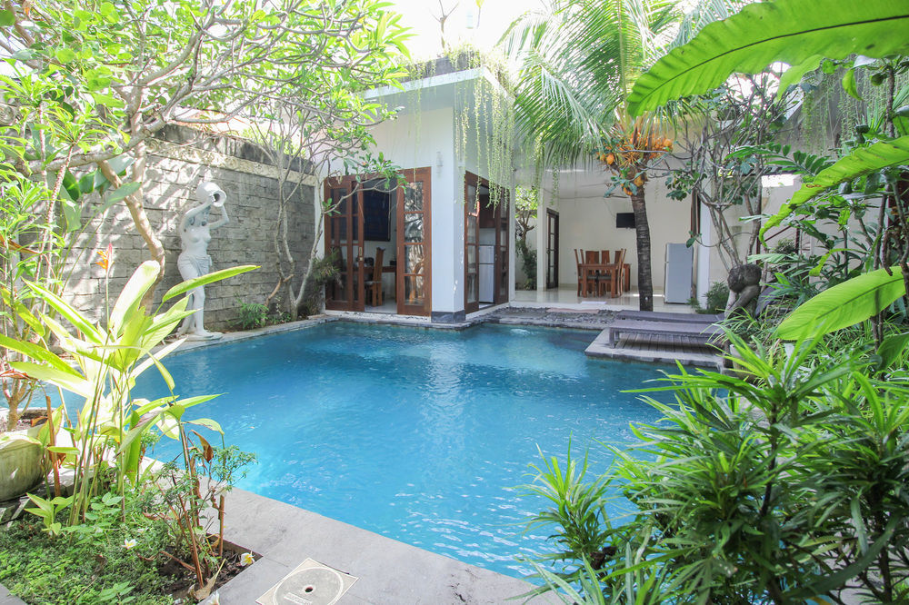 Bali Life Villas ซานูร์ ภายนอก รูปภาพ